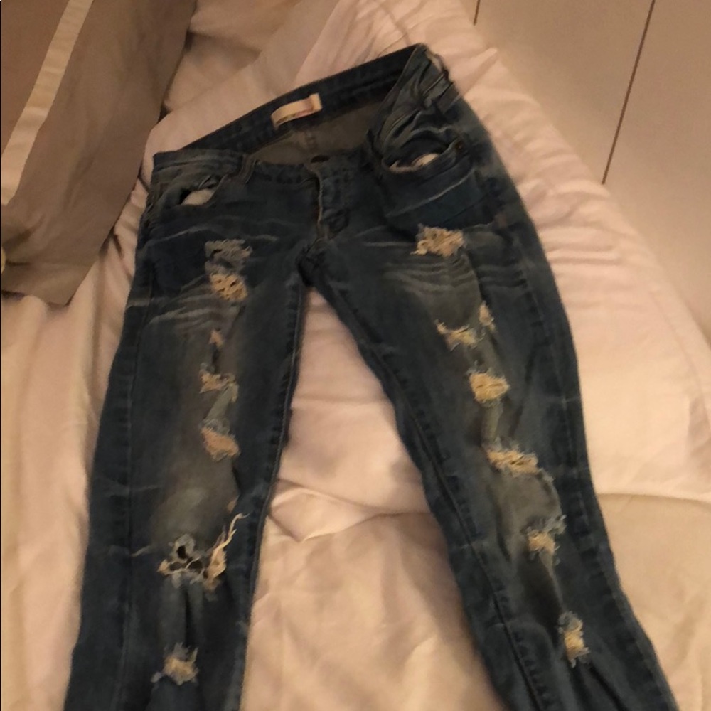 Skinny ripped jeans